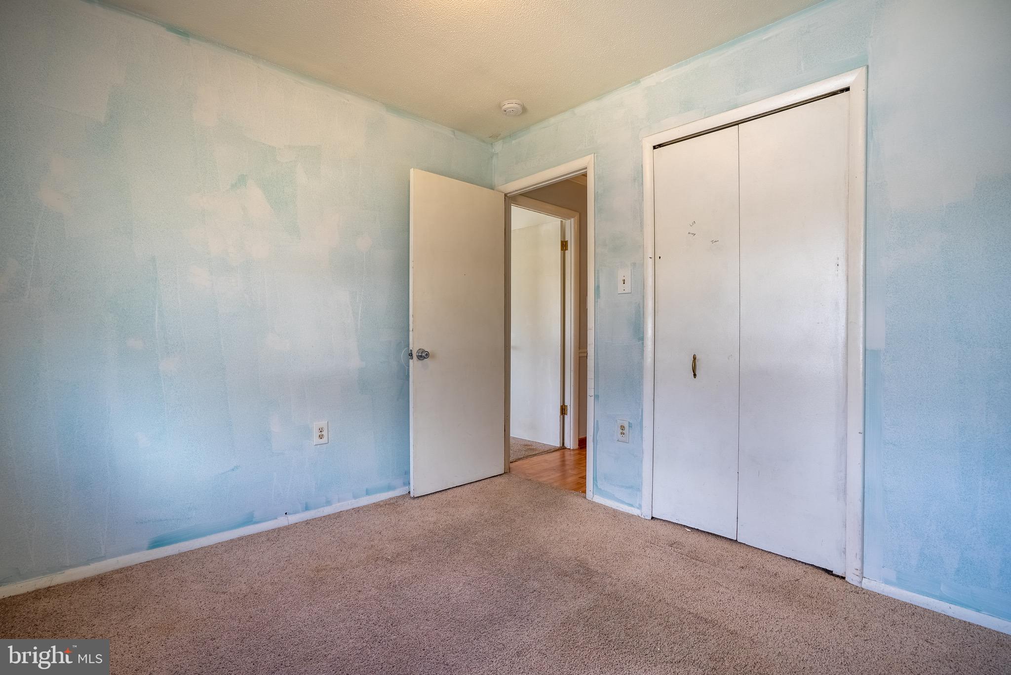 FOUR SEASONS ESTATES - Residential