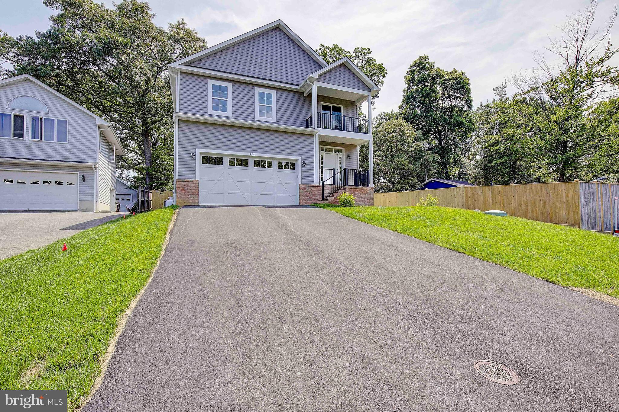 LOCH HAVEN - Residential Lease