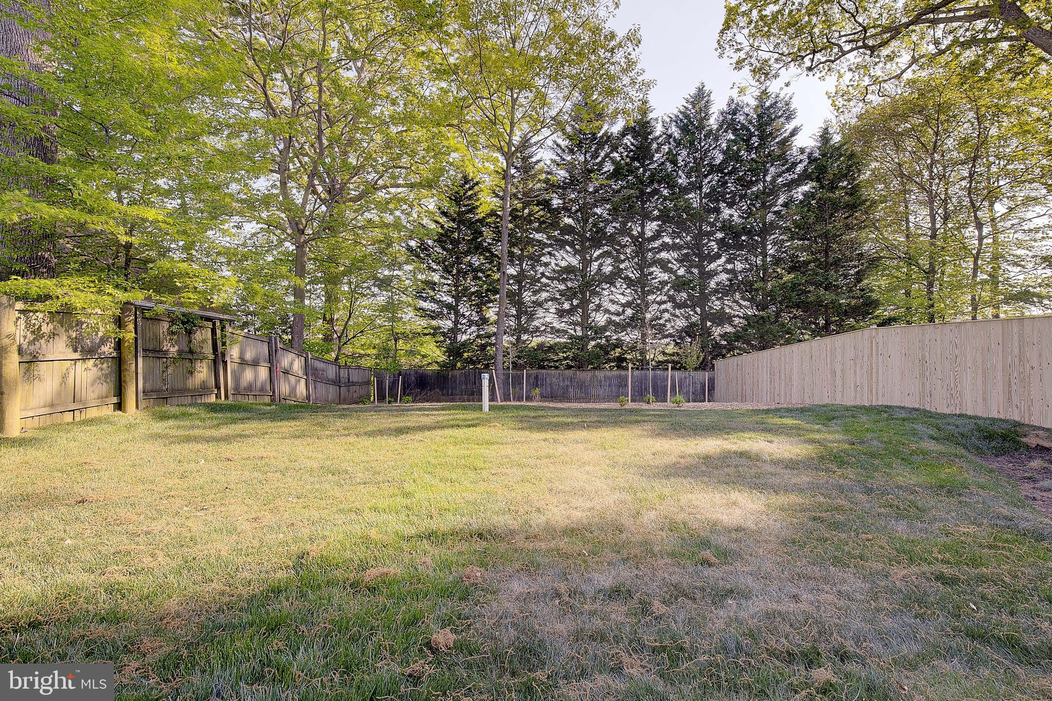 LOCH HAVEN - Residential Lease