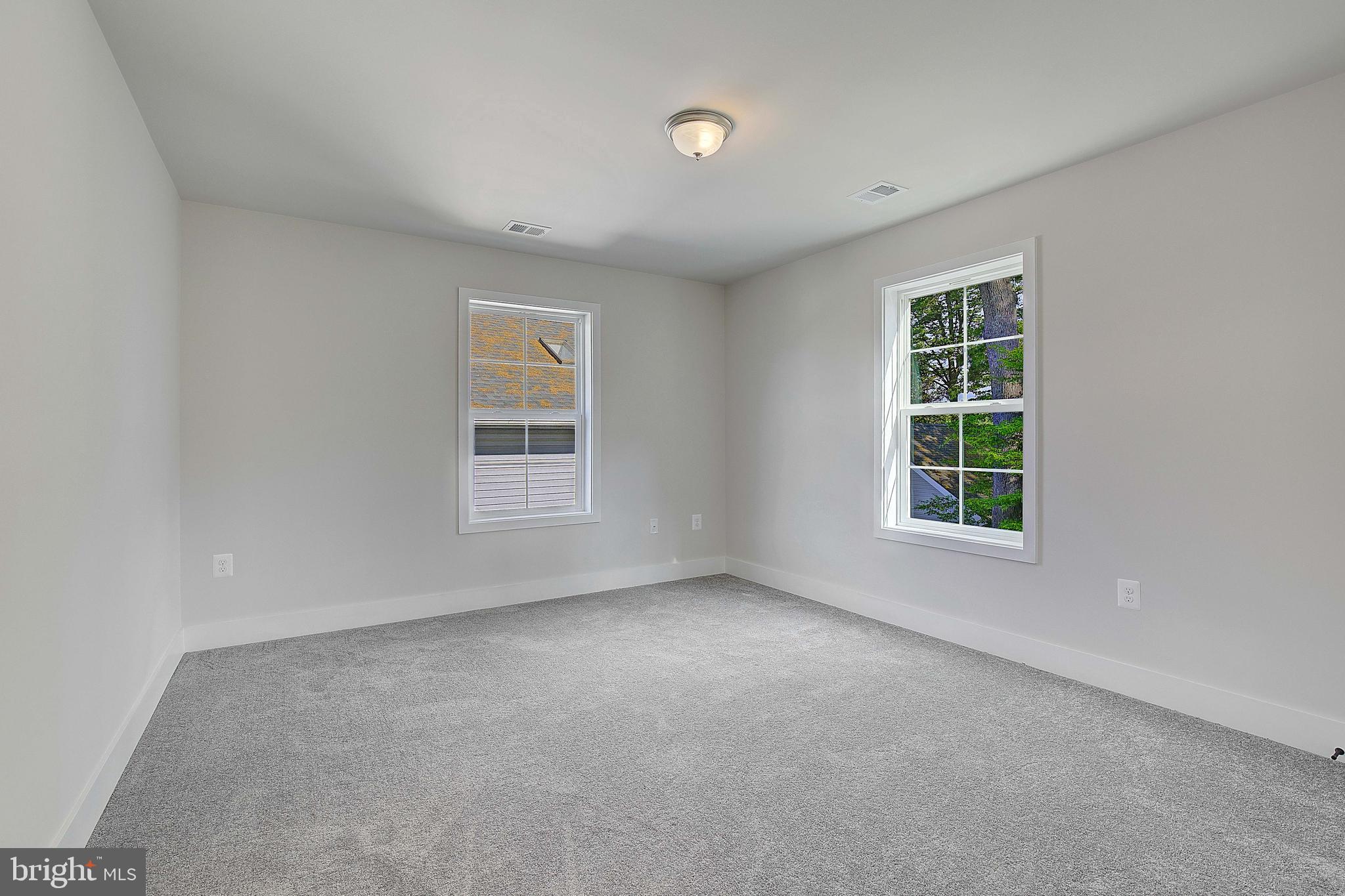 LOCH HAVEN - Residential Lease