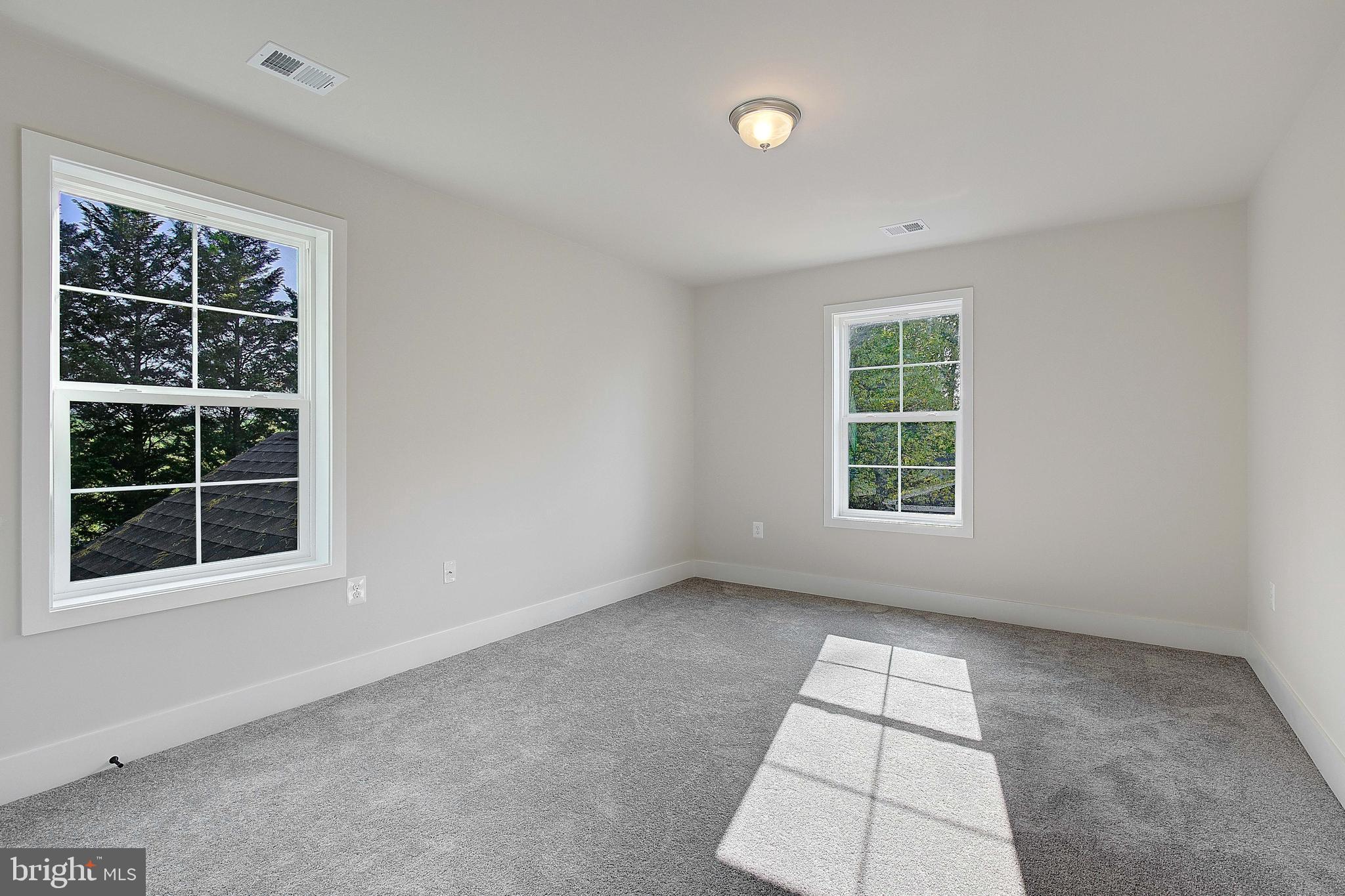 LOCH HAVEN - Residential Lease