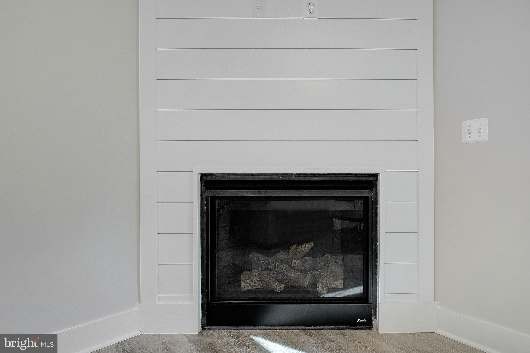 LOCH HAVEN - Residential Lease