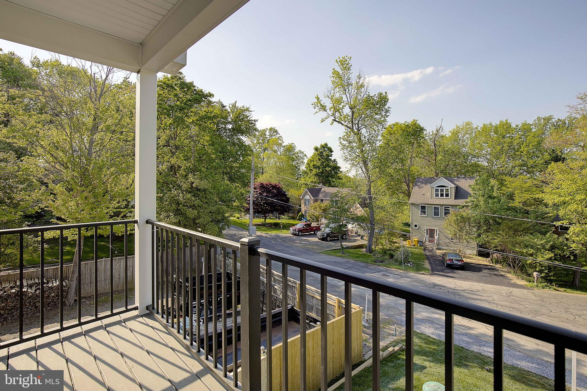 LOCH HAVEN - Residential Lease