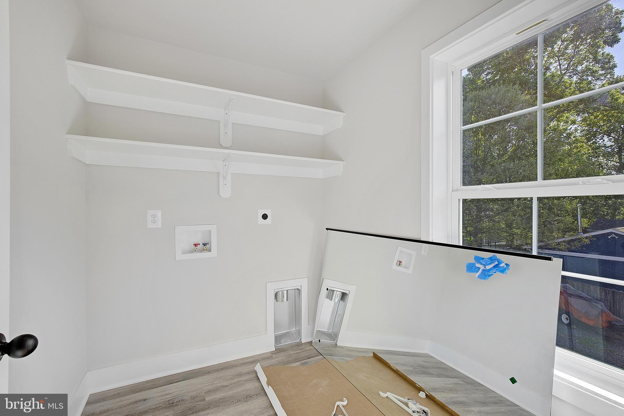 LOCH HAVEN - Residential Lease