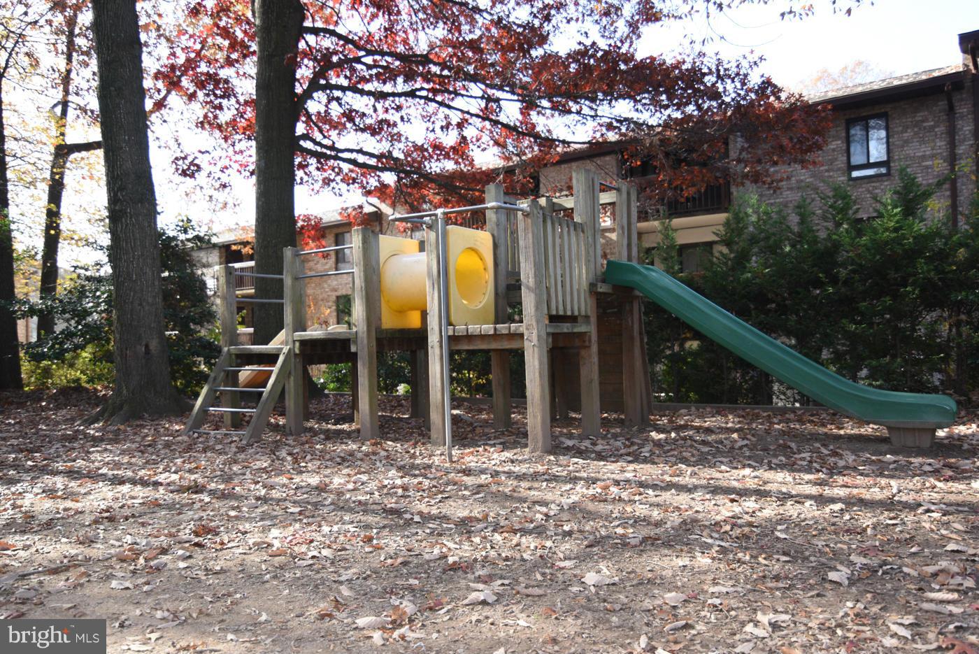 SHADOWOOD - Residential