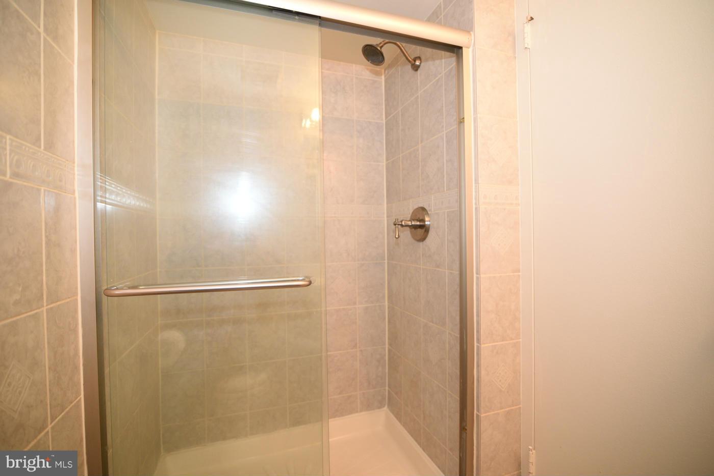 SHADOWOOD - Residential