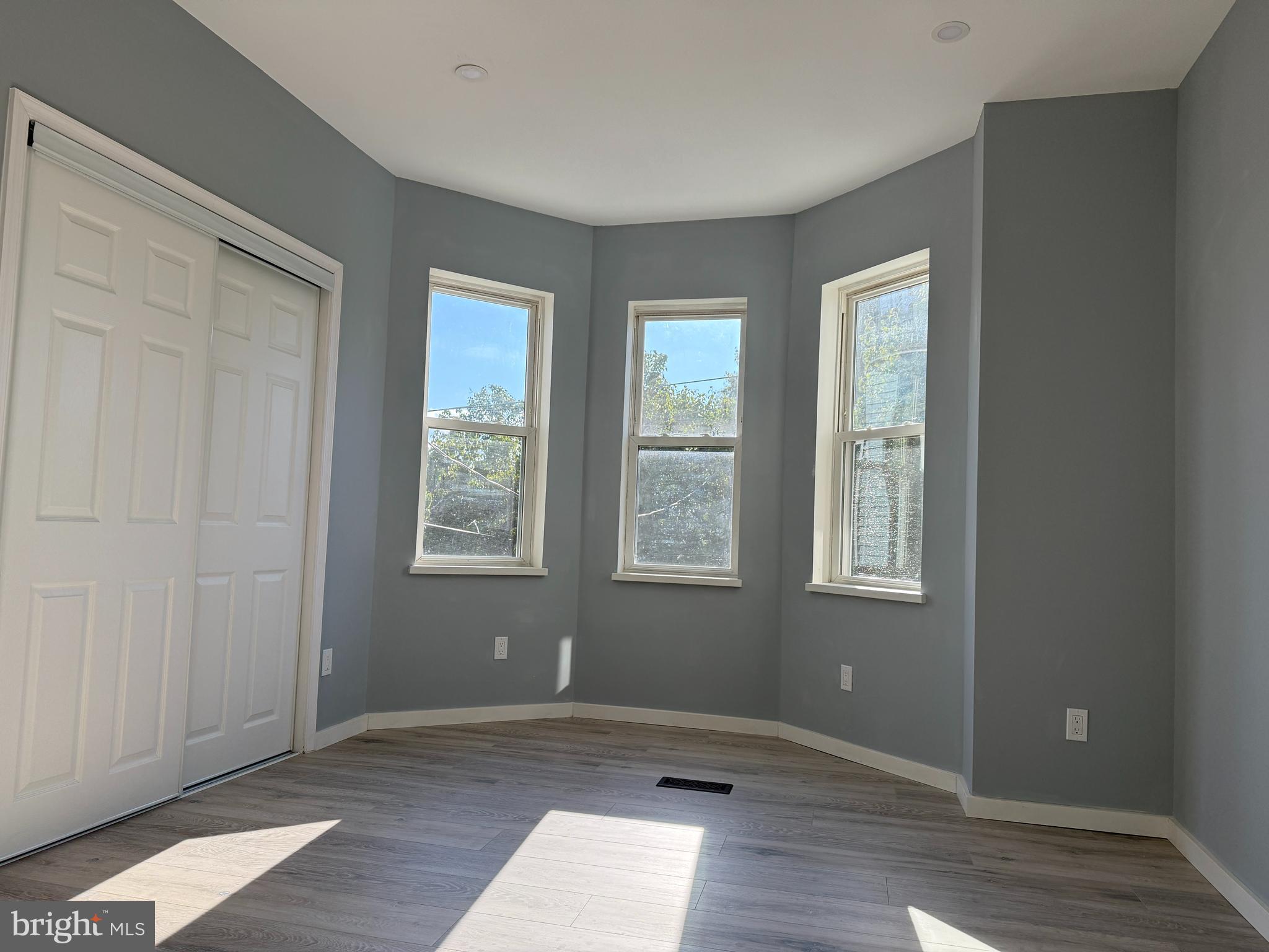 PHILADELPHIA - Residential