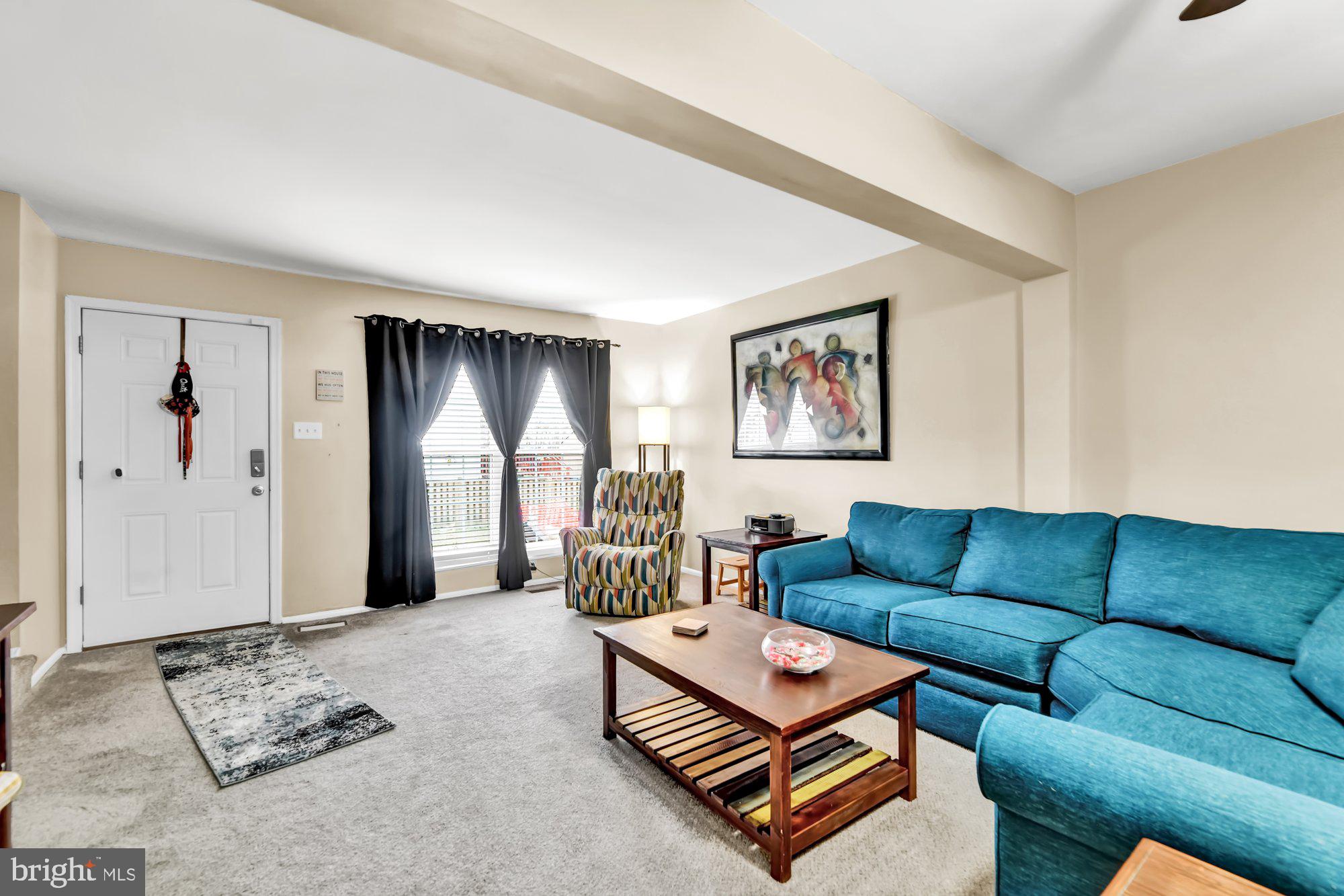 KINGS COURT - Residential