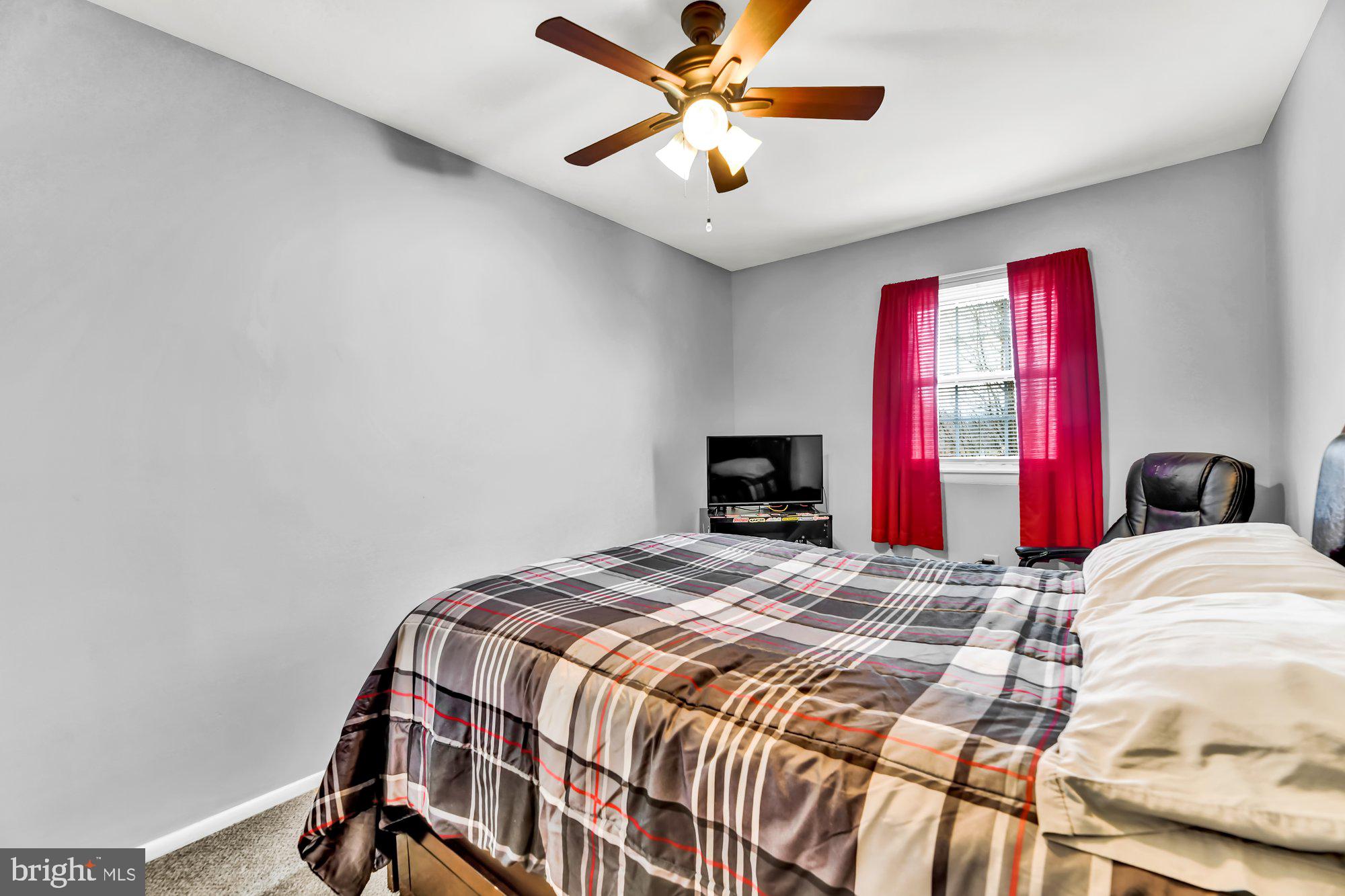 KINGS COURT - Residential