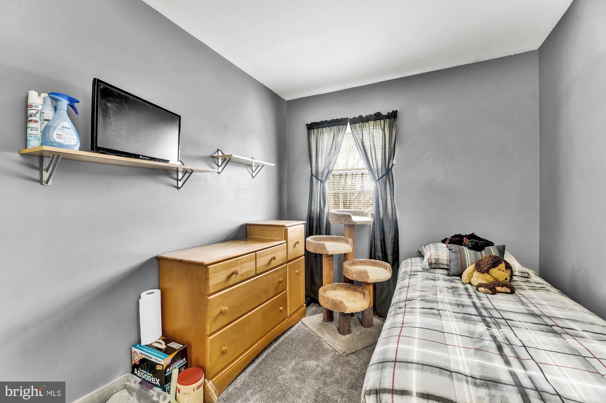 KINGS COURT - Residential