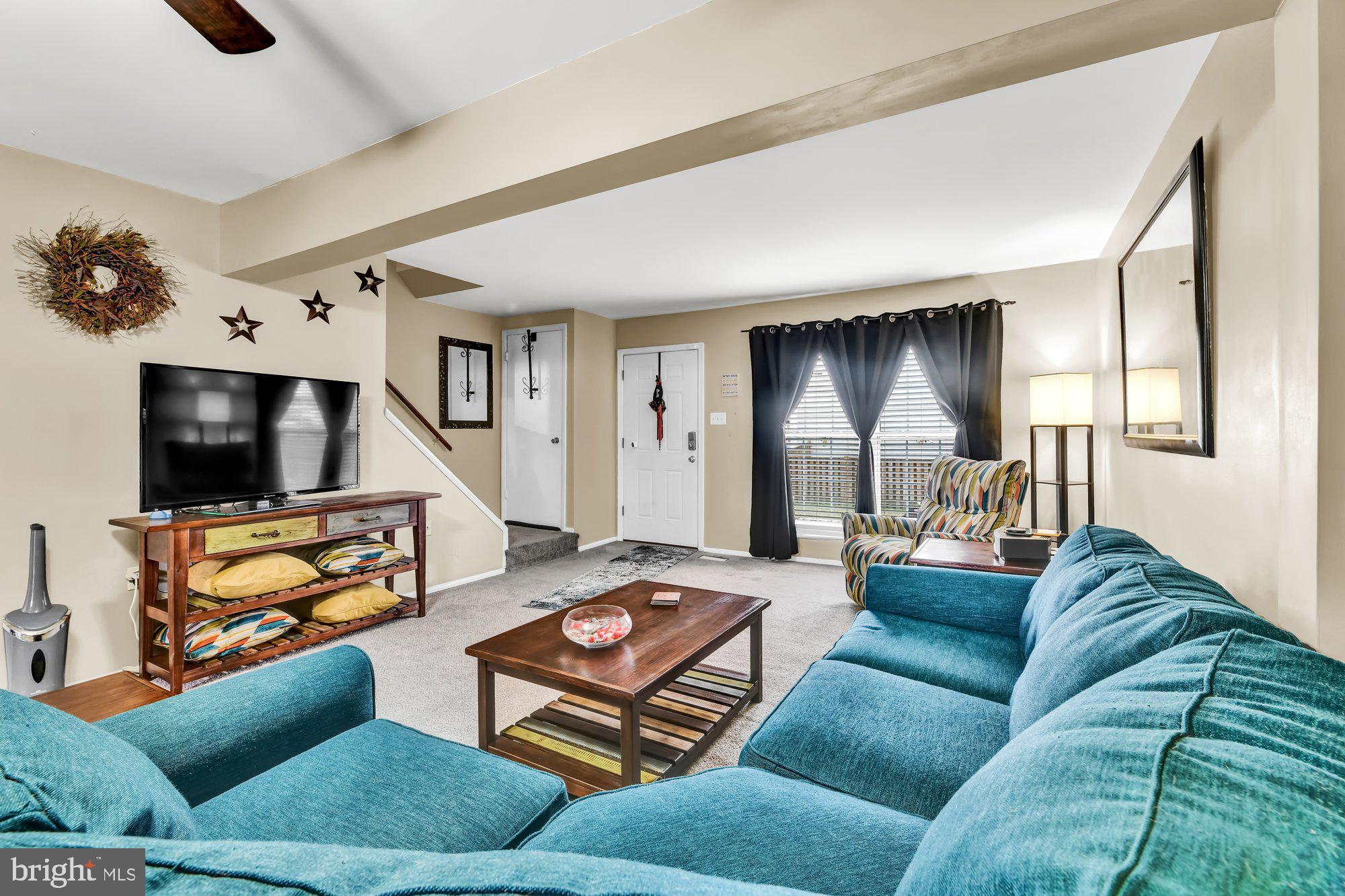 KINGS COURT - Residential