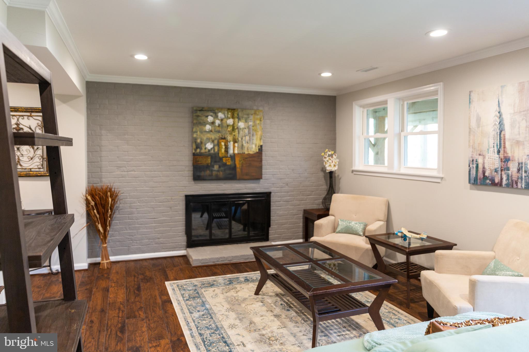 CANTERBURY WOODS - Residential