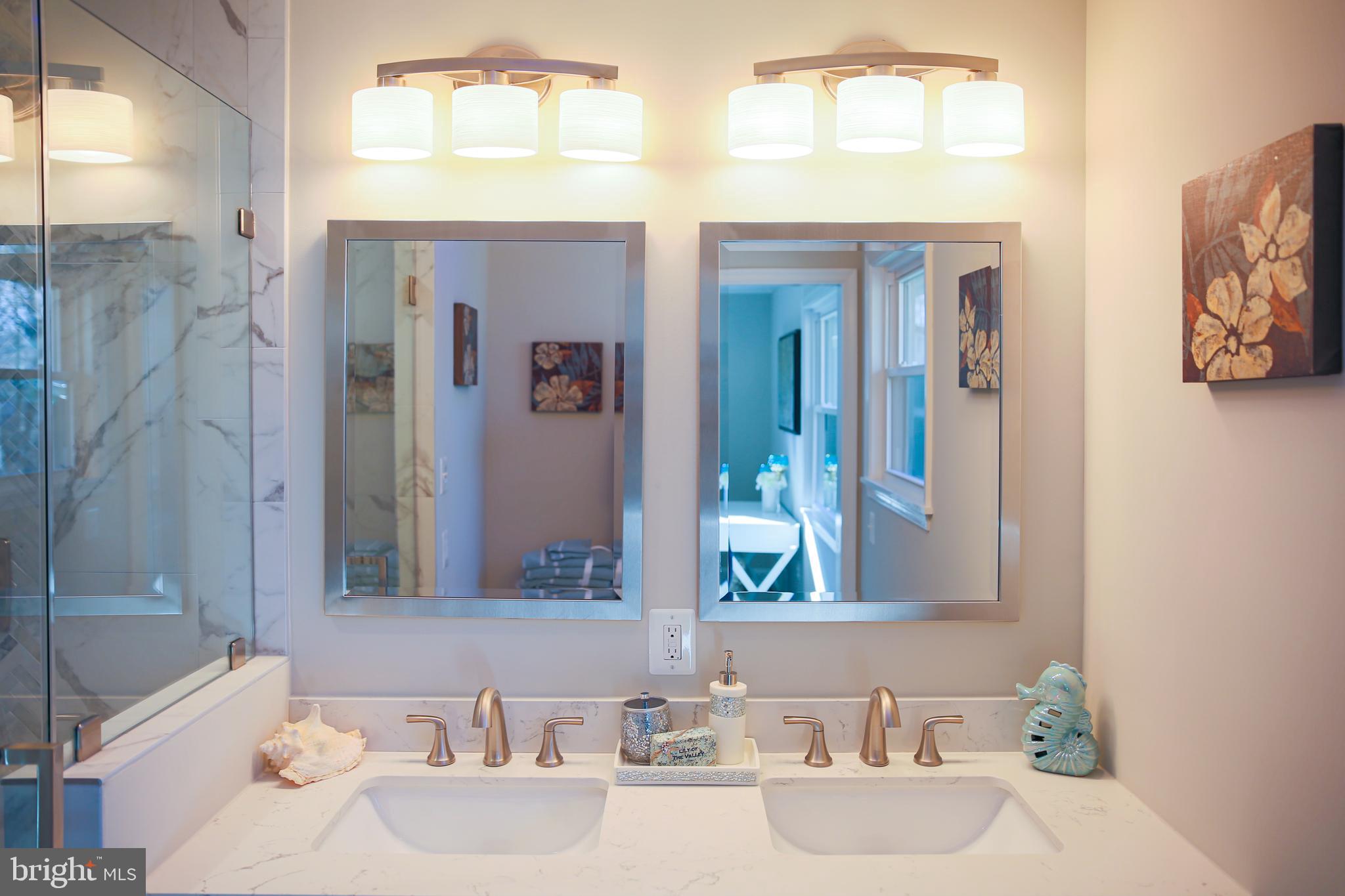 CANTERBURY WOODS - Residential