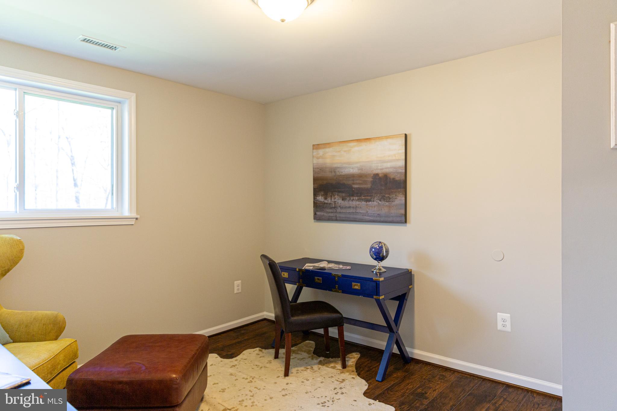 CANTERBURY WOODS - Residential