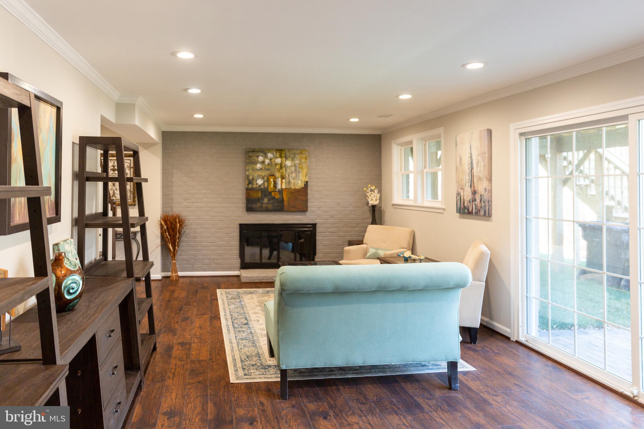 CANTERBURY WOODS - Residential