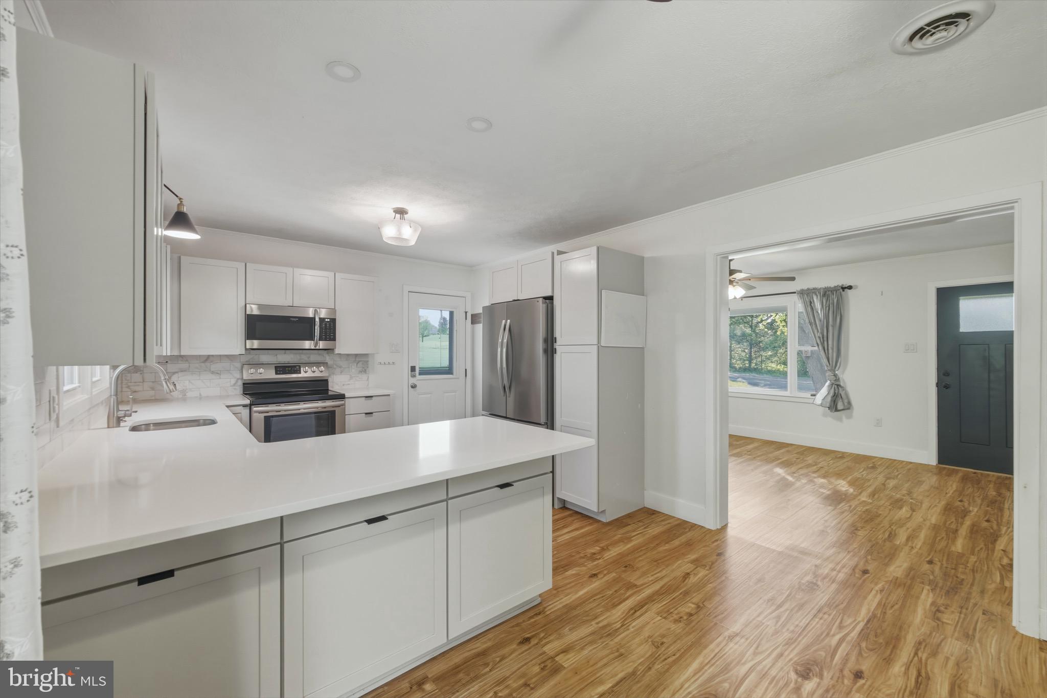 MASSANUTTEN VIEW - Residential