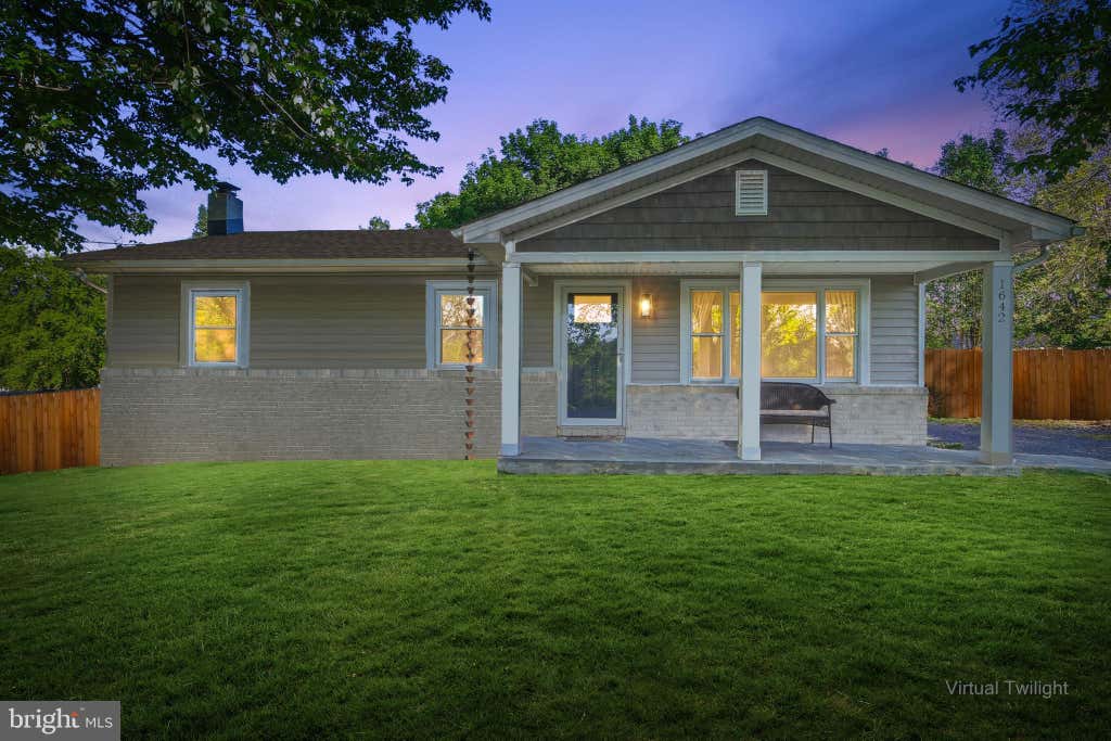 Photo of 1642 S Ox Road, EDINBURG, VA 22824 (MLS # VASH2014366)
