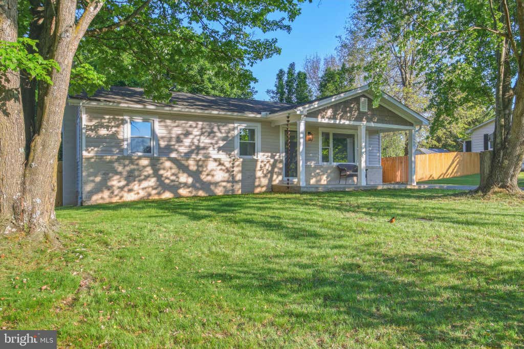 Photo of 1642 S Ox Road, EDINBURG, VA 22824 (MLS # VASH2014366)