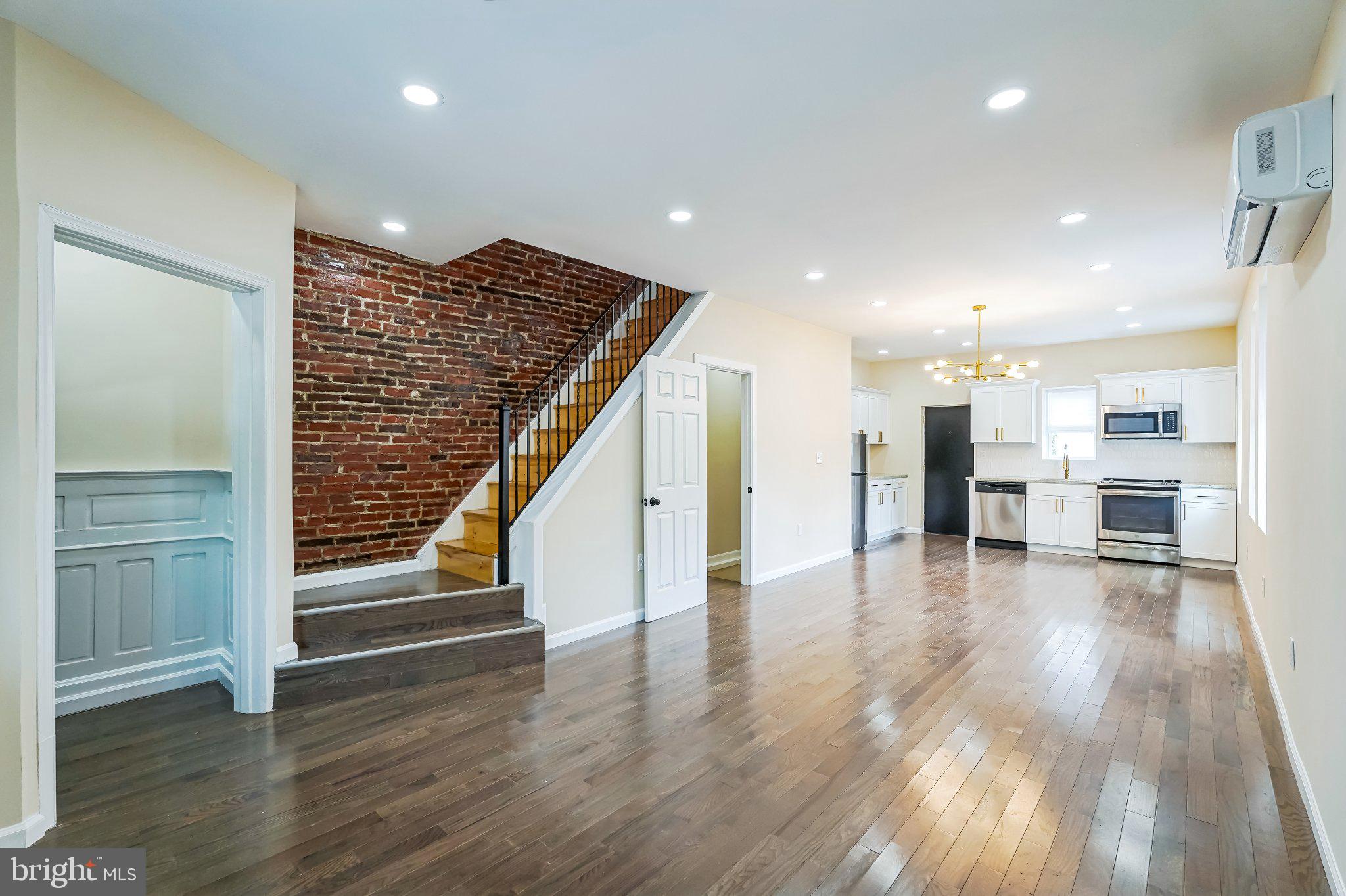 WEST PHILADELPHIA - Residential
