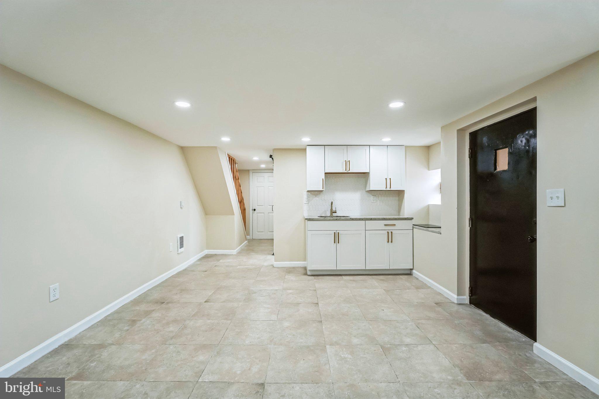 WEST PHILADELPHIA - Residential