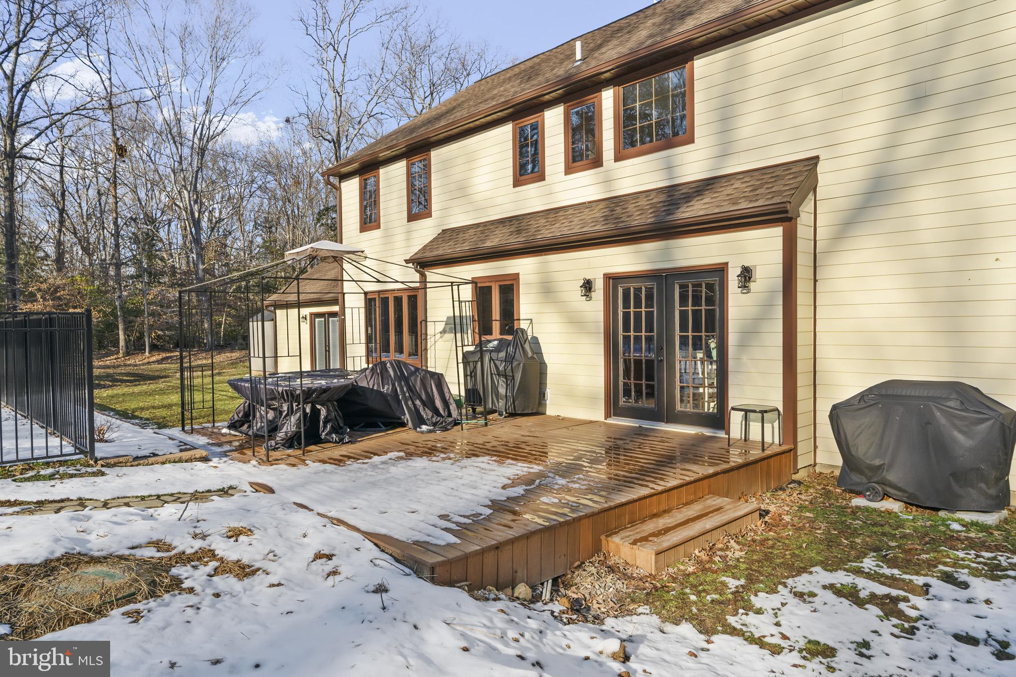 ELLERSLIE HEIGHTS - Residential