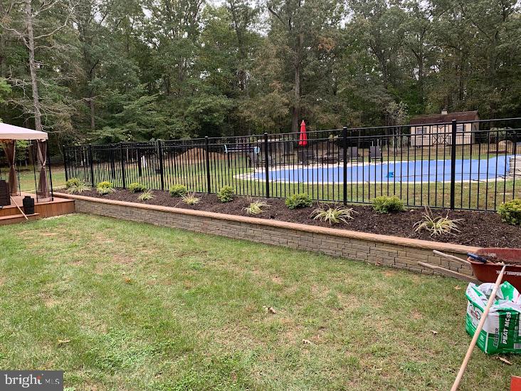 ELLERSLIE HEIGHTS - Residential