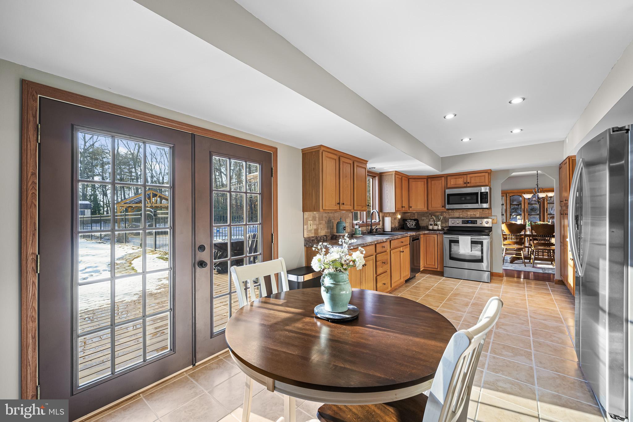 ELLERSLIE HEIGHTS - Residential