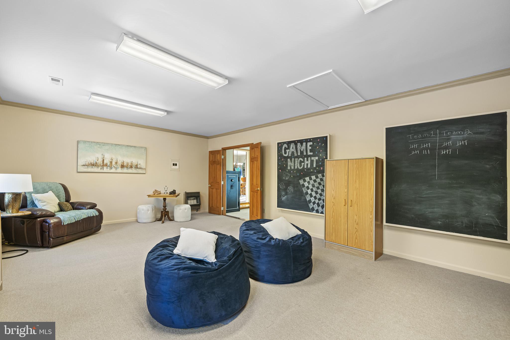 ELLERSLIE HEIGHTS - Residential