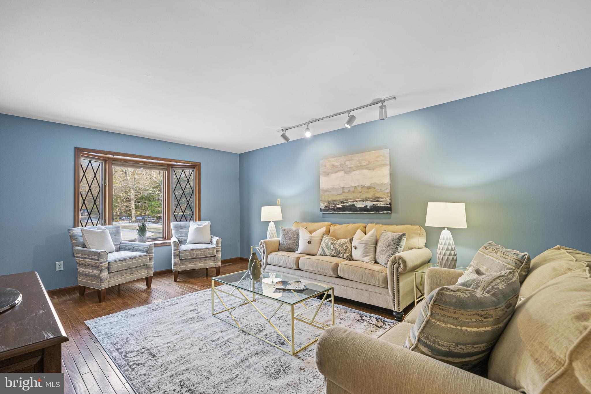 ELLERSLIE HEIGHTS - Residential