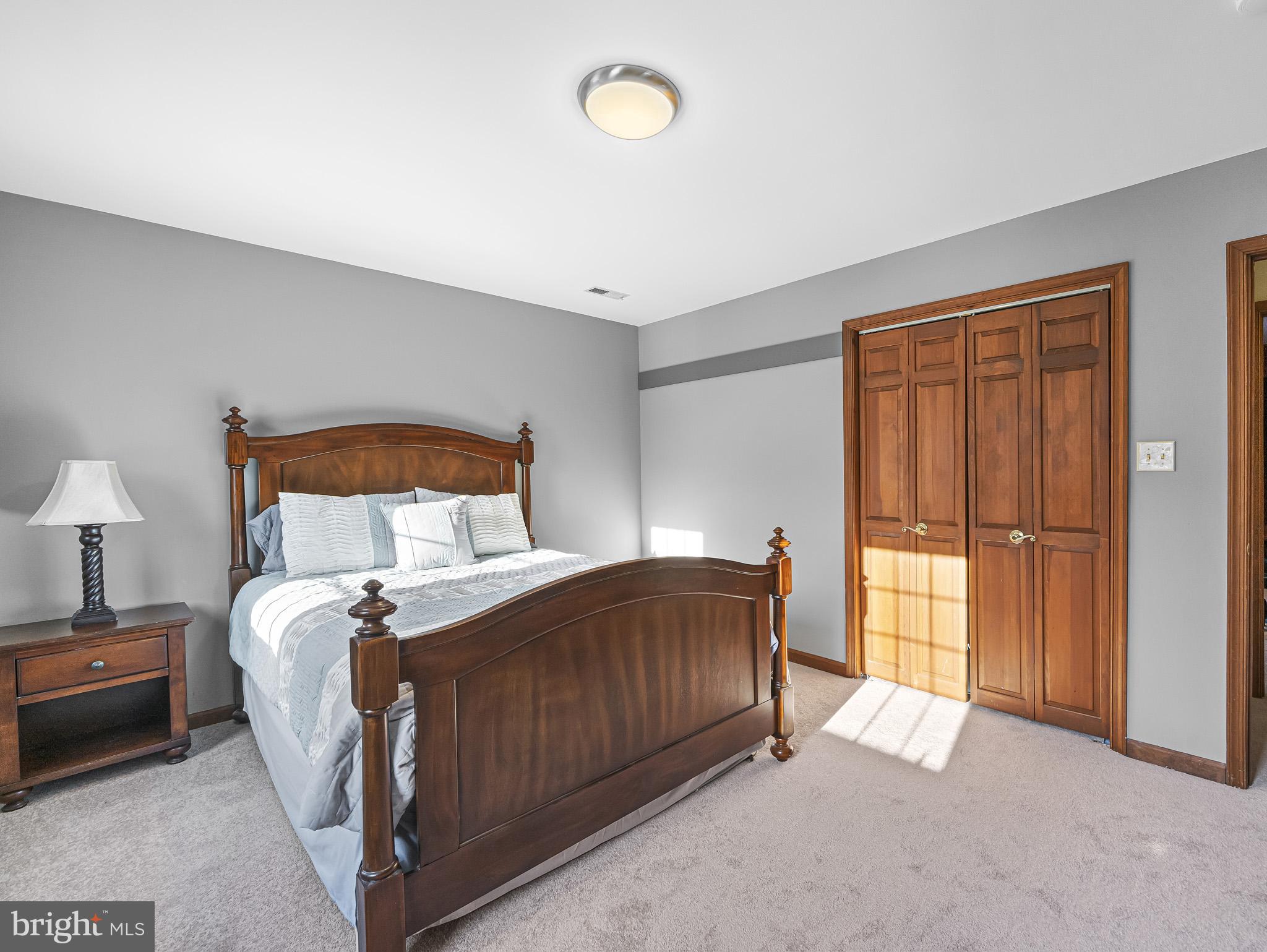 ELLERSLIE HEIGHTS - Residential