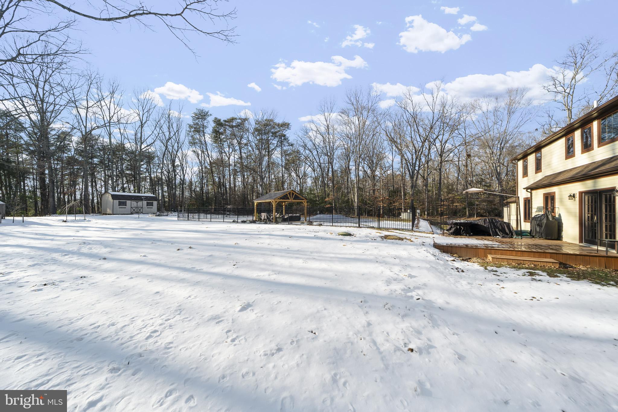 ELLERSLIE HEIGHTS - Residential