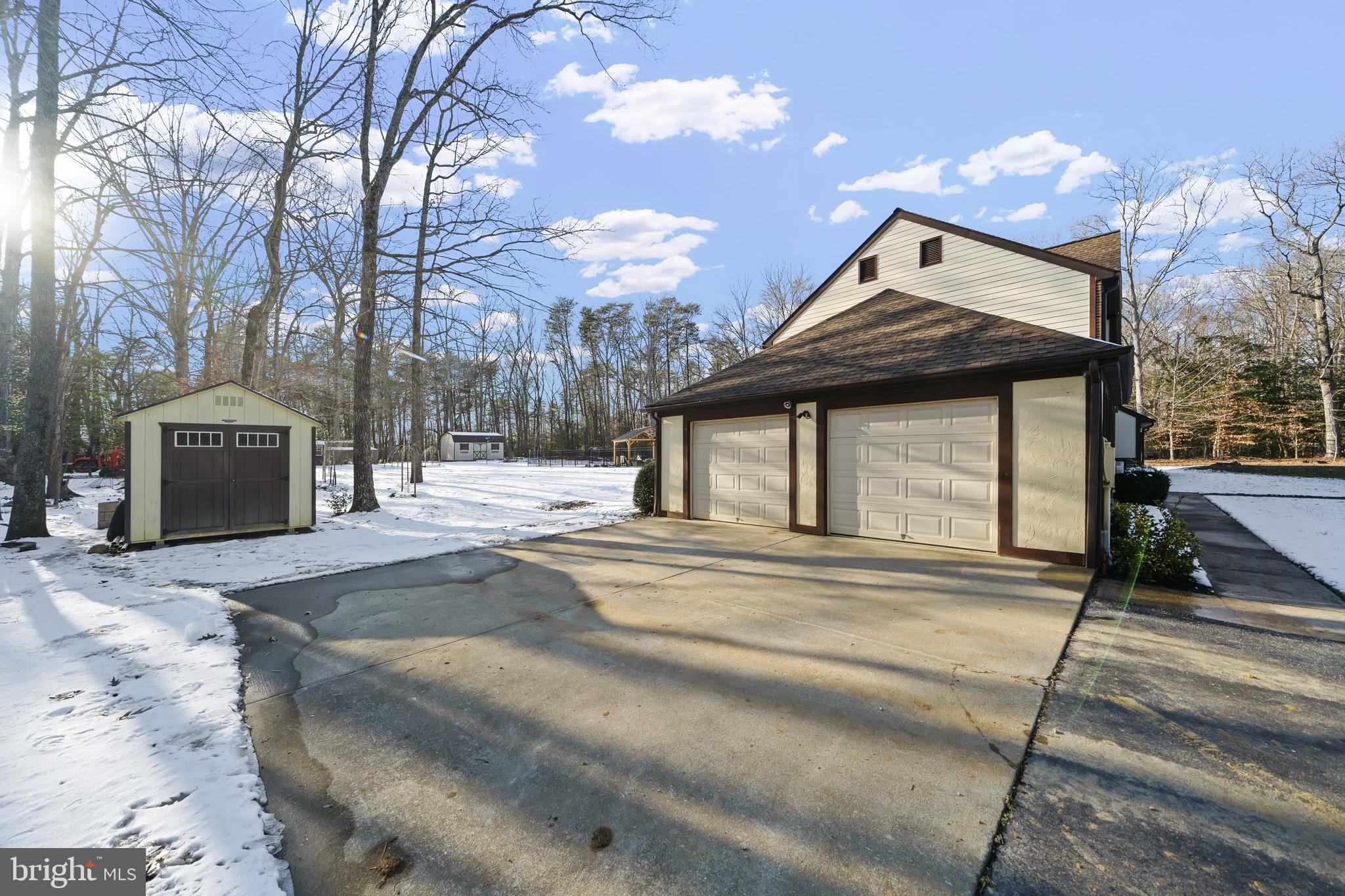 ELLERSLIE HEIGHTS - Residential