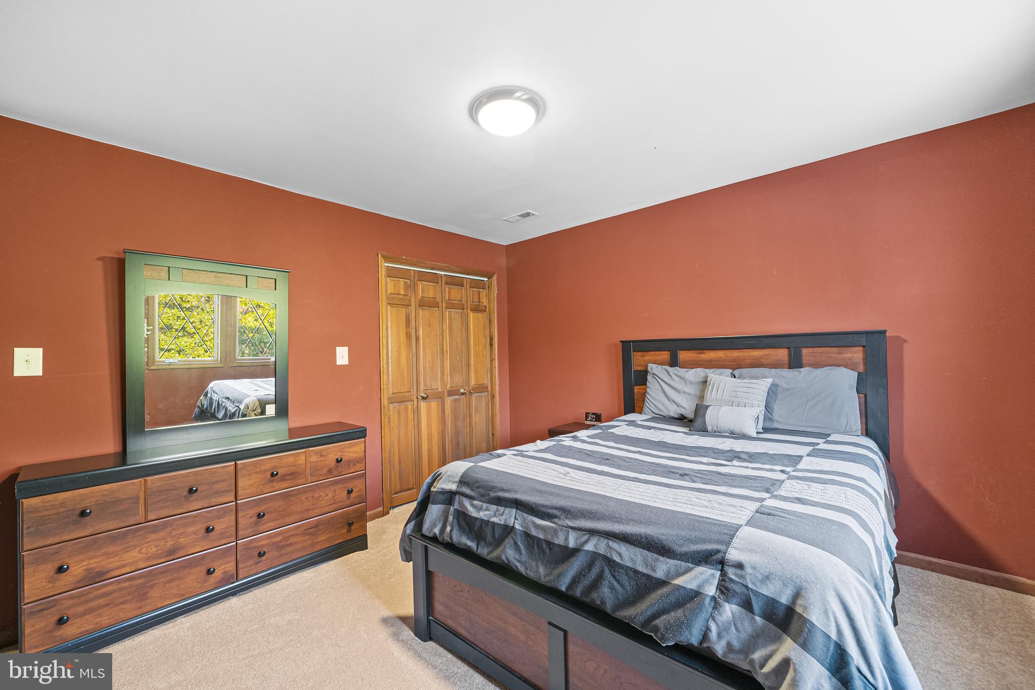 ELLERSLIE HEIGHTS - Residential