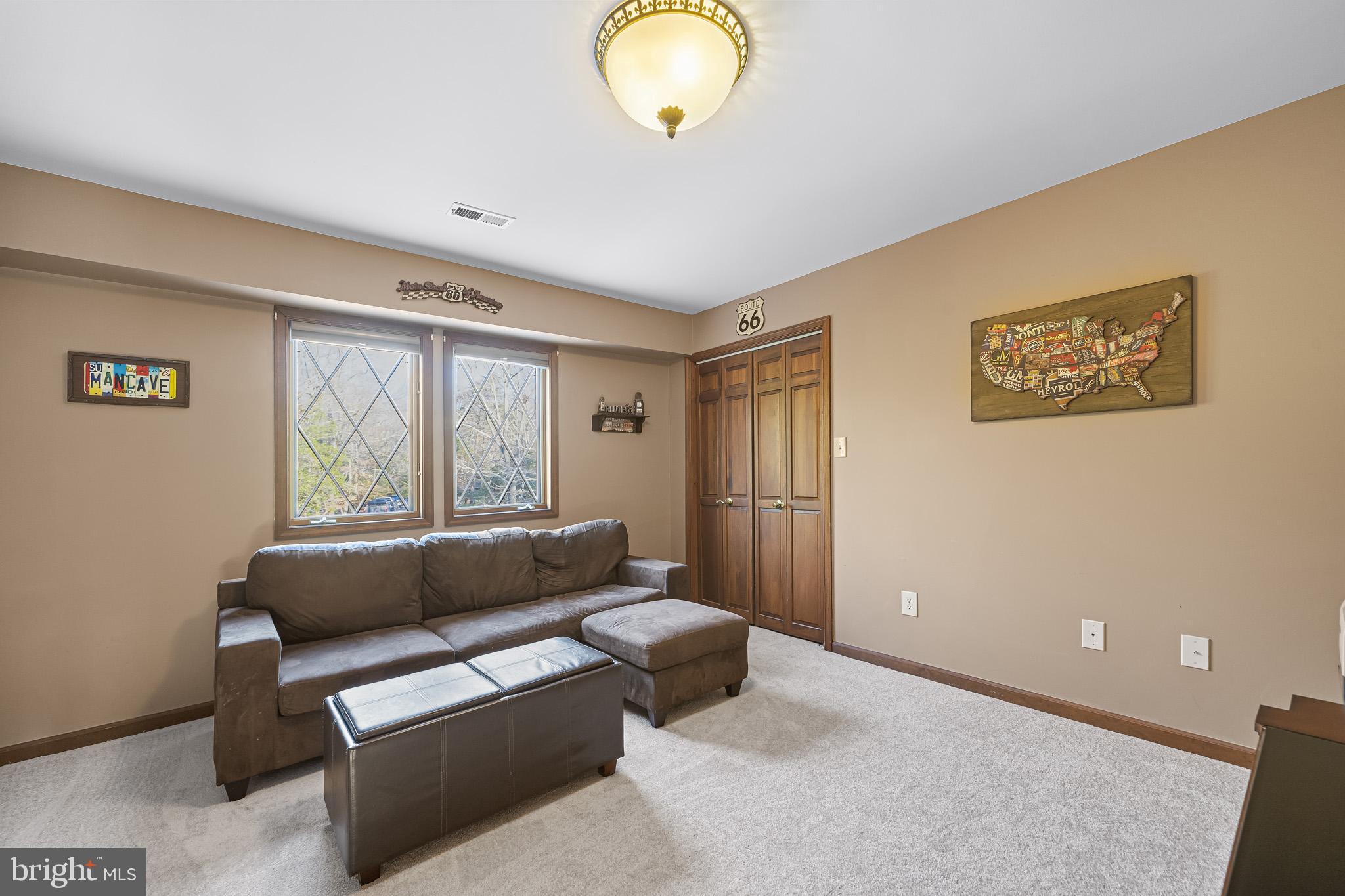 ELLERSLIE HEIGHTS - Residential