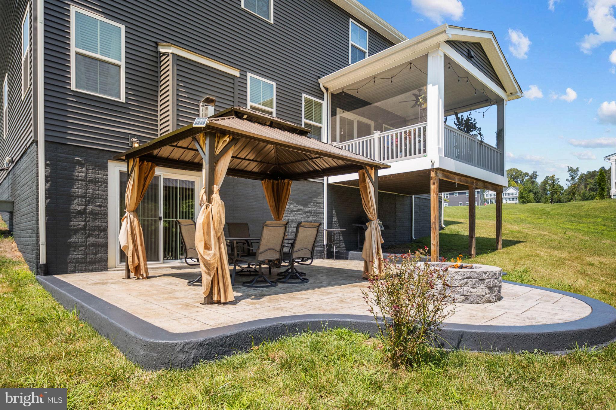 207 SOUTHERN VIEW DRIVE