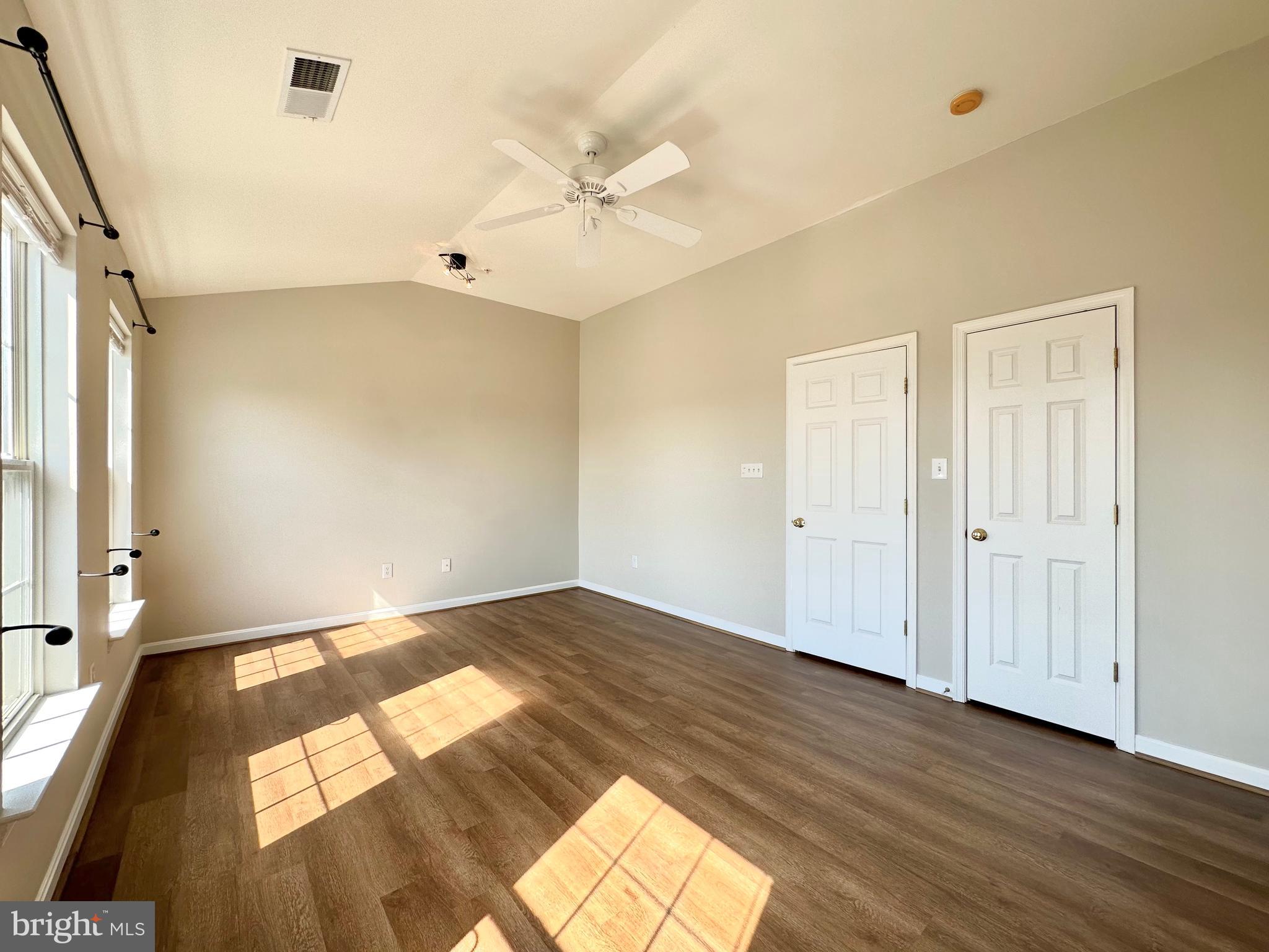 LAKELANDS - Residential Lease