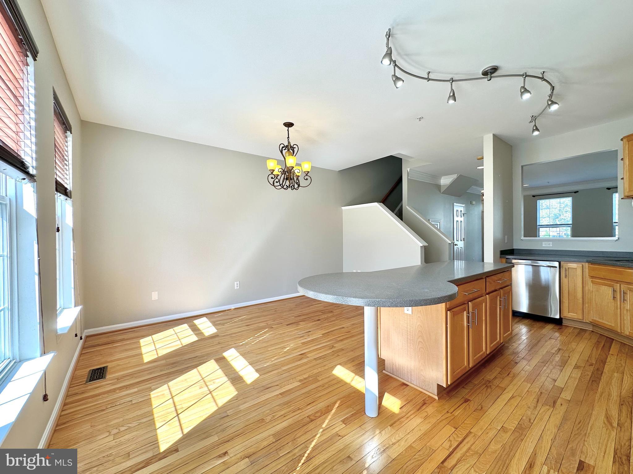 LAKELANDS - Residential Lease