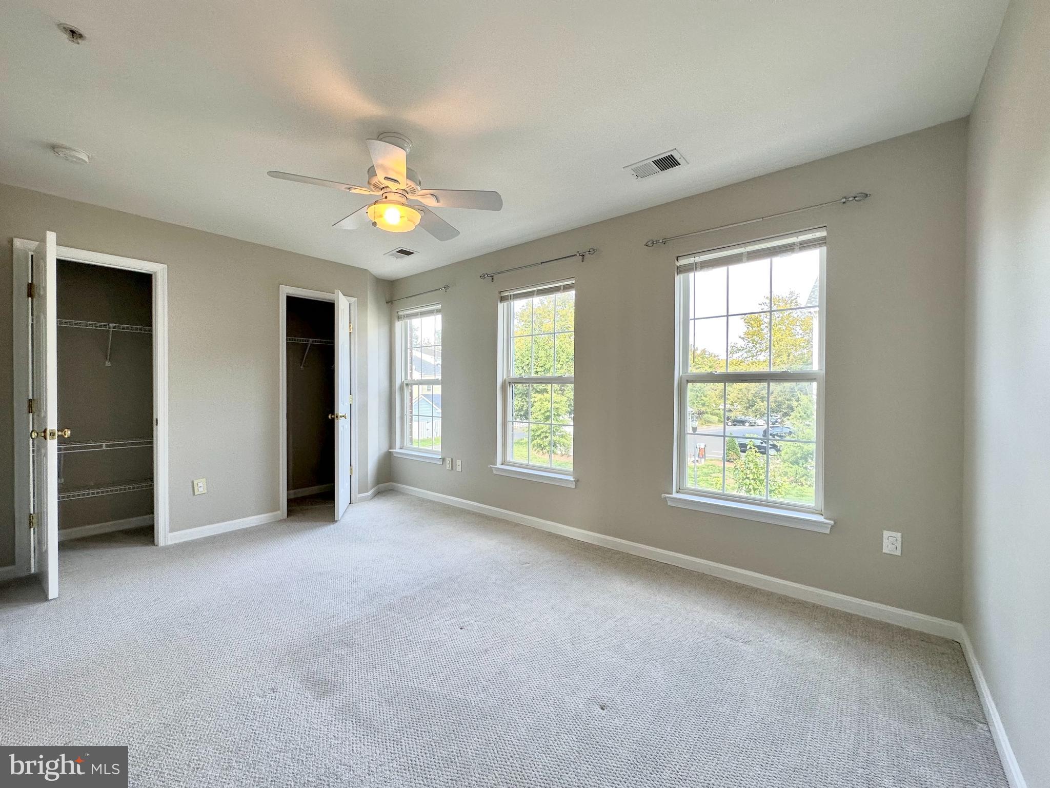 LAKELANDS - Residential Lease