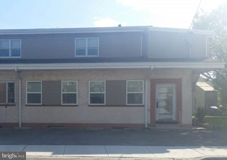 4 unit rental in Denver.  Separate utilities and washer/dryer hookups.