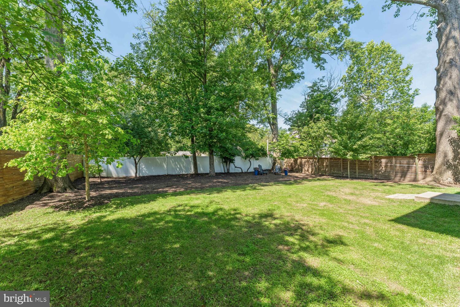 VIENNA WOODS - Residential