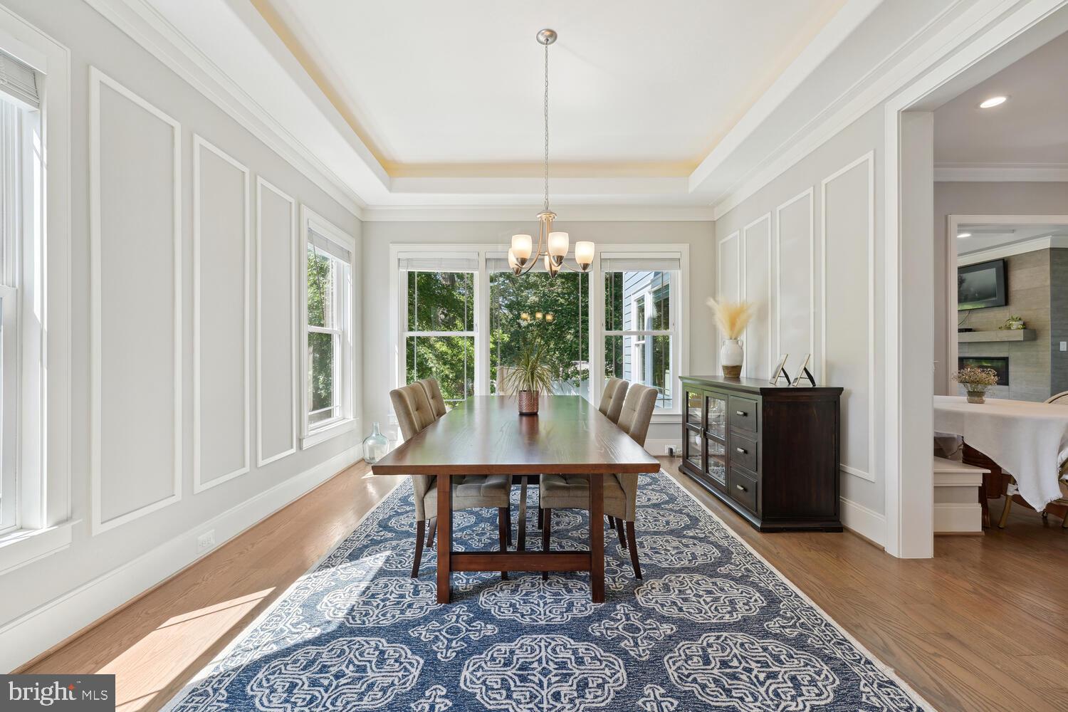 VIENNA WOODS - Residential