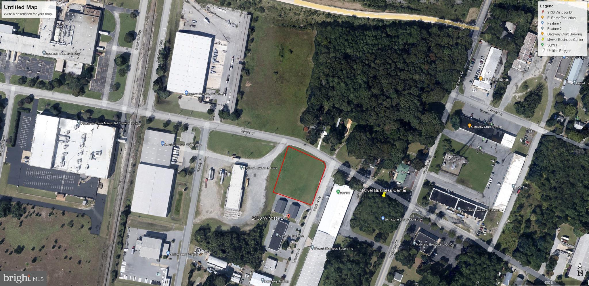 Main image without alt text