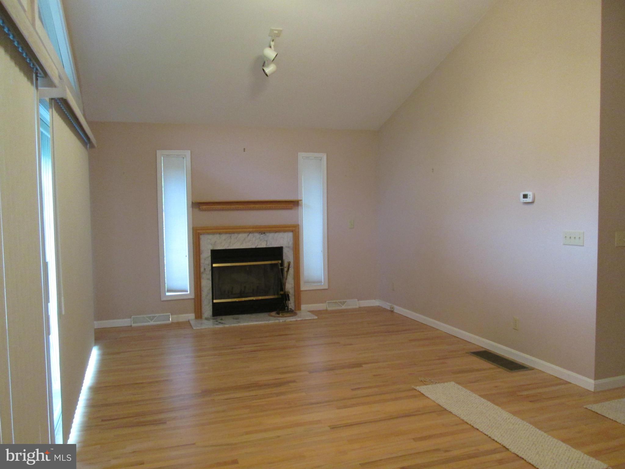 COOLFONT MOUNTAINSIDE - Residential