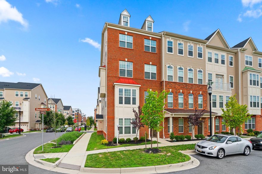 Located in Oxford Square,  end unit townhome.  3 bedrooms, 2.5 bathrooms, and a one car garage.  The open floor plan offers natural lighting throughout the home, a gourmet kitchen, dining room, living room and tray ceilings in the owner's bedroom. Near major commuting routes and shopping. Howard County Schools!