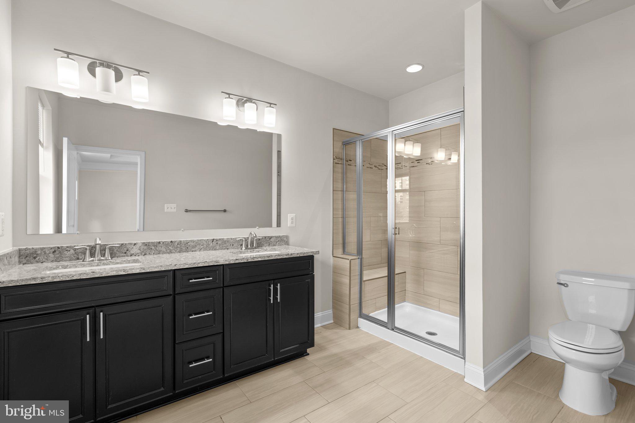 OXFORD SQUARE - Residential Lease