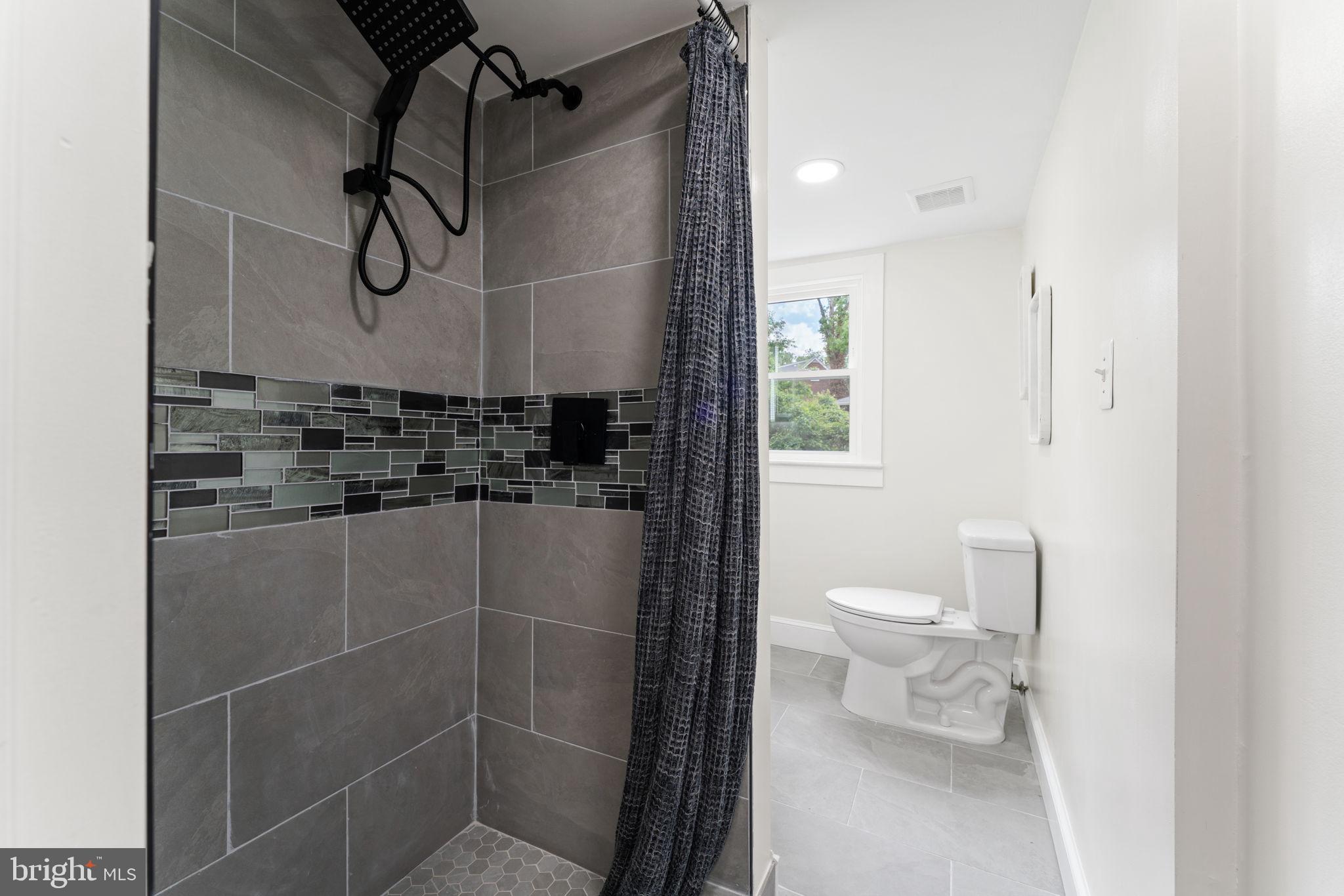 FOREST HEIGHTS - Residential