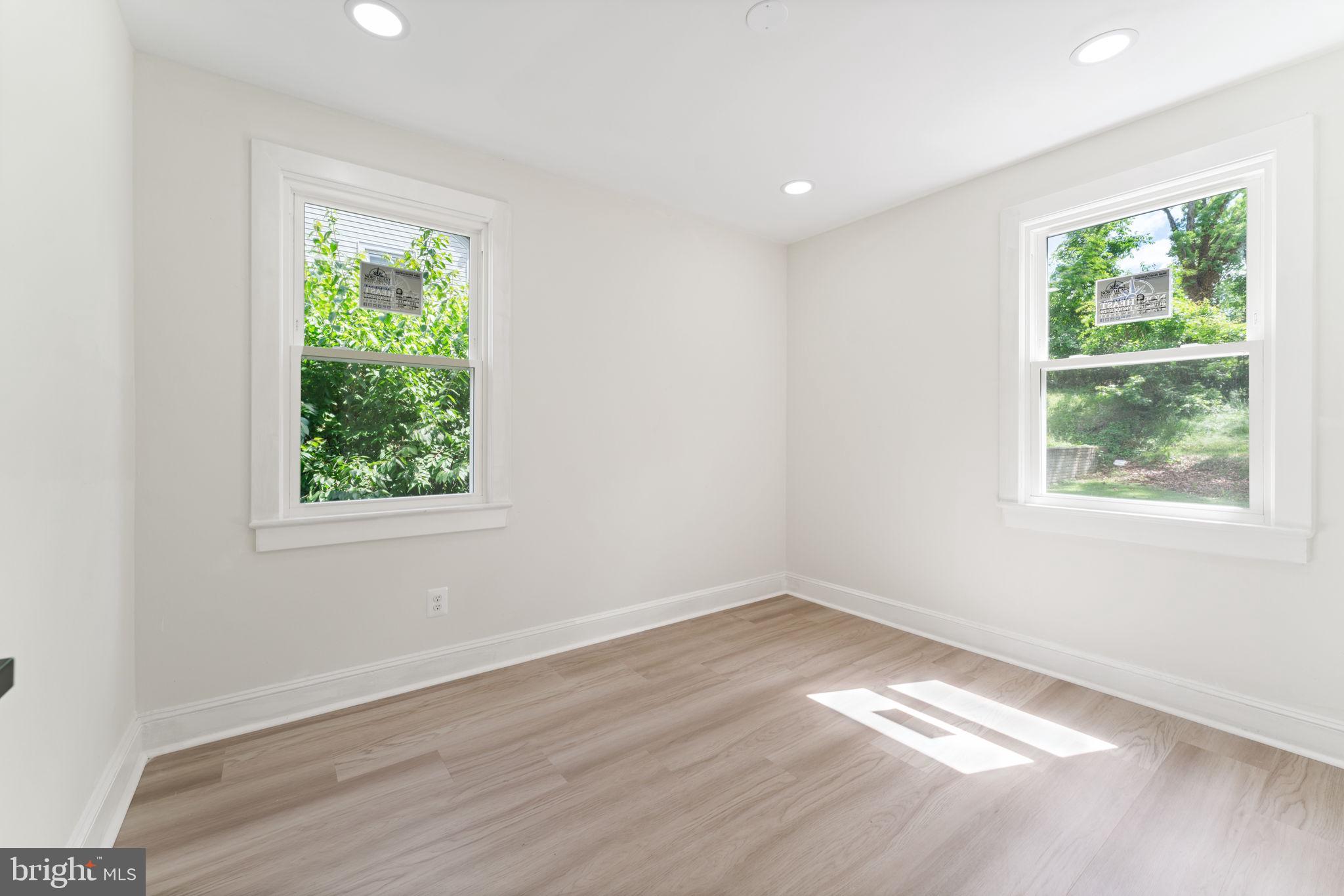 FOREST HEIGHTS - Residential