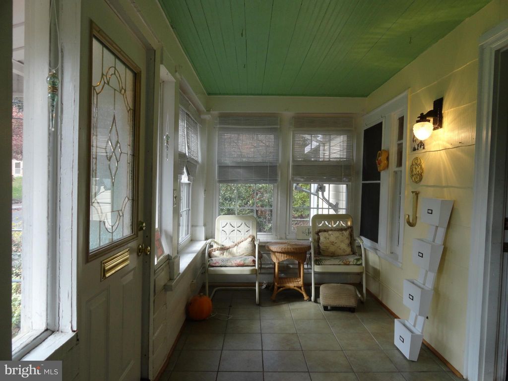 Photo of 7051 Eastern Avenue, TAKOMA PARK, MD 20912 (MLS # MDMC2206864)