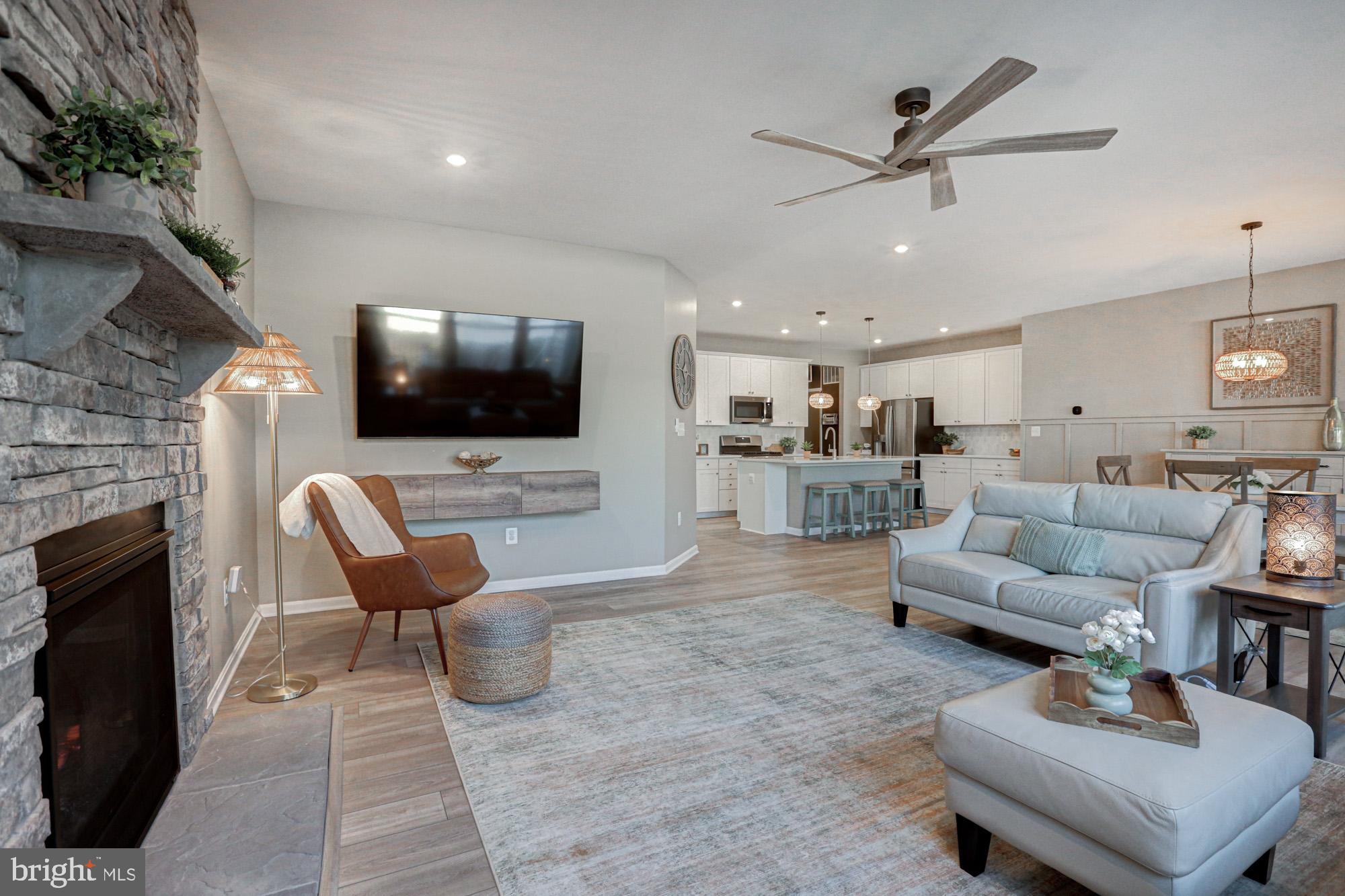 FOUR SEASONS AT BAYMONT FARMS - Residential