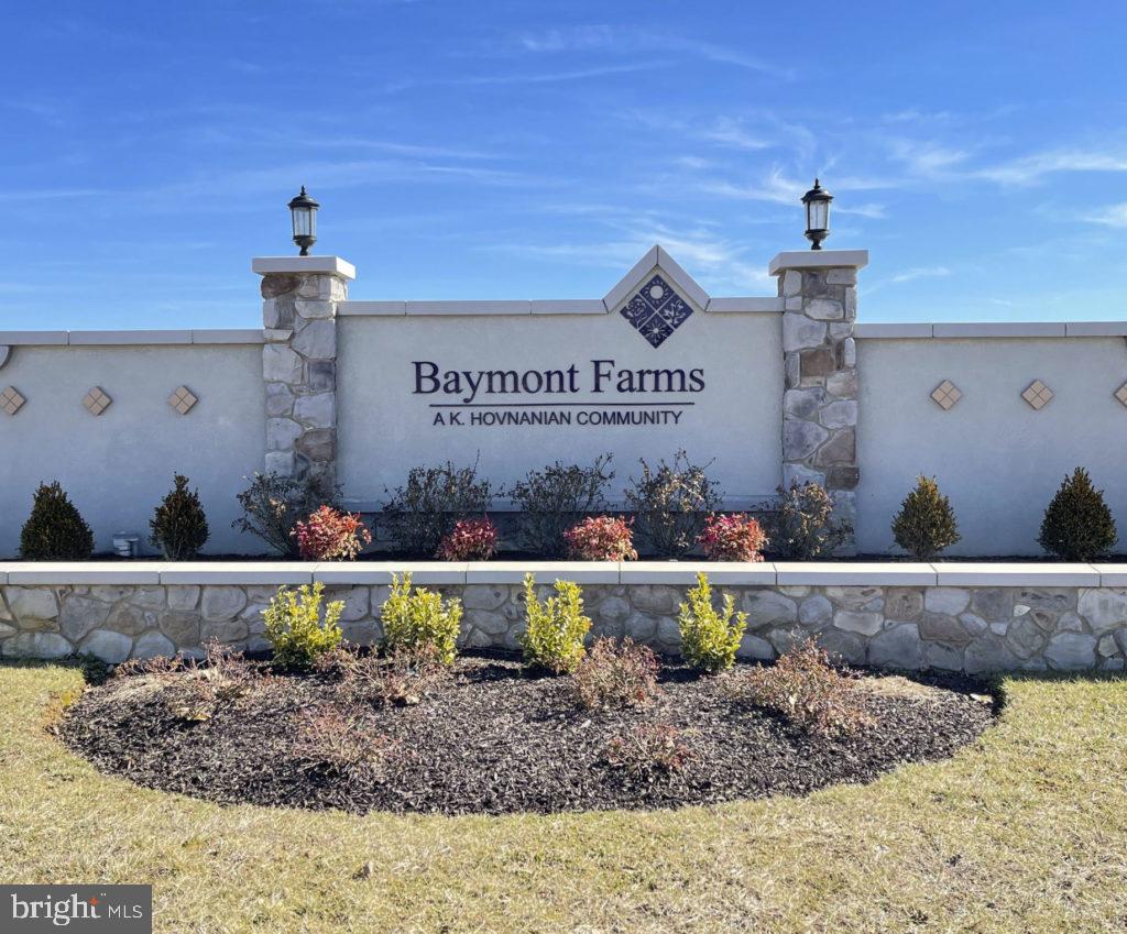 FOUR SEASONS AT BAYMONT FARMS - Residential